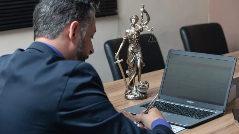 Zażalenie w sprawach karno-skarbowych w Warszawie: kiedy angażować pełnomocnika